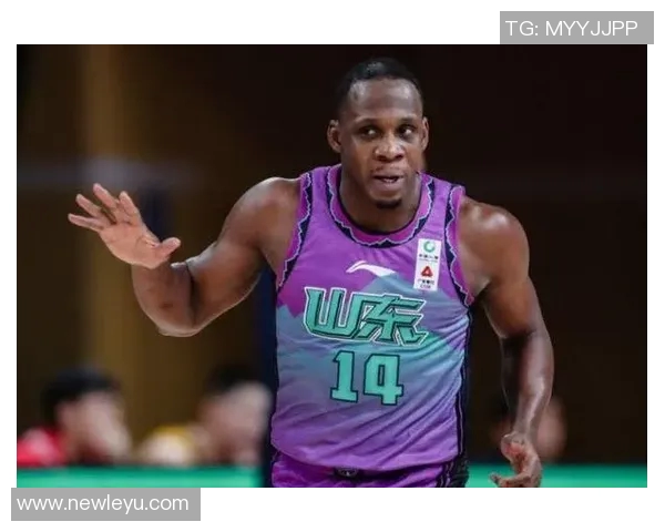 费尔斯表现低迷15投仅5中贡献13分5篮板3助攻全队最低正负值10 费尔斯表现低迷15投仅5中贡献13分5篮板3助攻全队最低正负值10