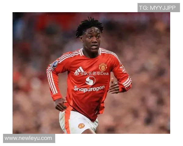 曼联未对罗马和那不勒斯追逐齐尔克泽梅努表示支持