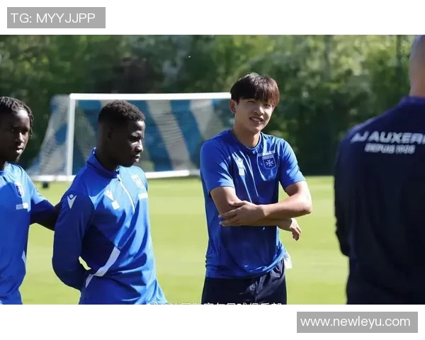 17岁天才球员魏祥鑫即将加盟法甲欧塞尔11月23日正式签约引发关注