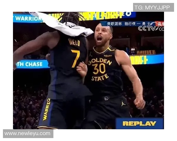 小阿德尔曼赞库里最后时刻三分绝技无人能及的精彩表现